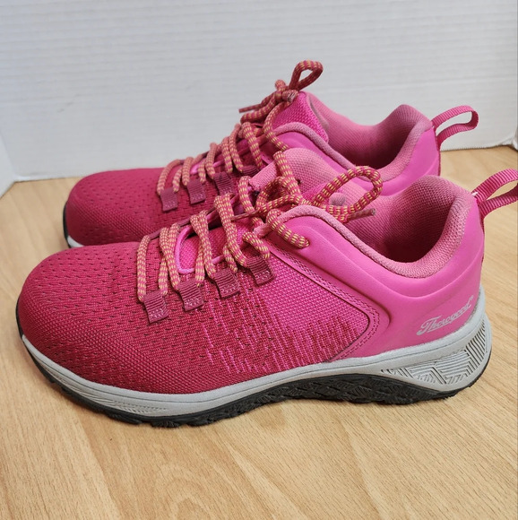 Thorogood Pink Ast low hard toe work shoes. Women's size 8. - Picture 14 of 16